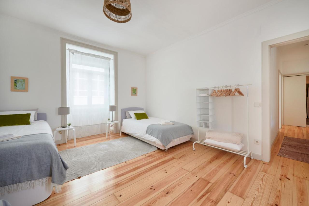 Sunny Apartment With Balcony! Lissabon Buitenkant foto