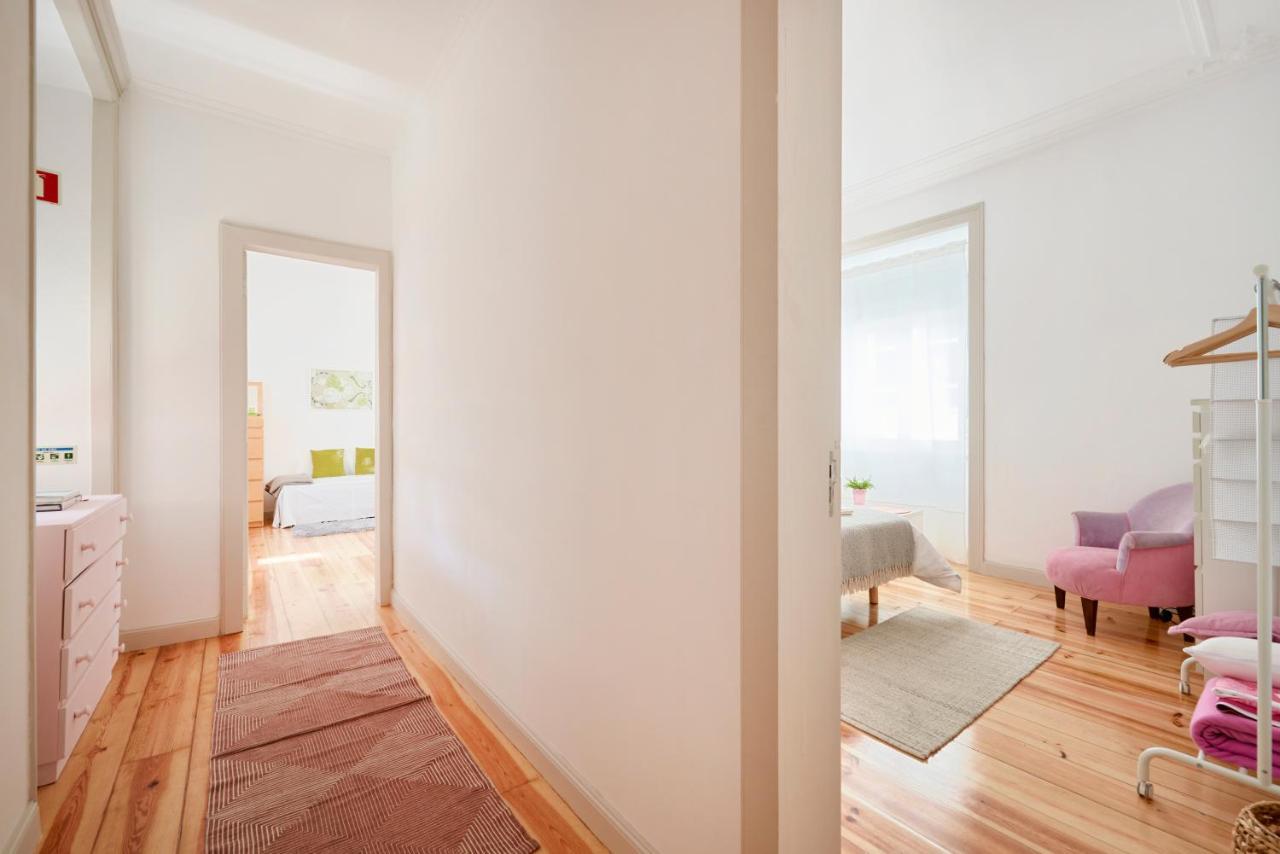 Sunny Apartment With Balcony! Lissabon Buitenkant foto