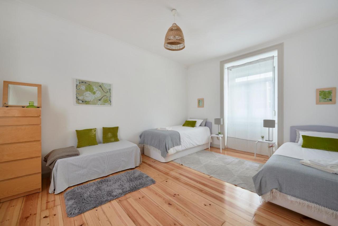 Sunny Apartment With Balcony! Lissabon Buitenkant foto