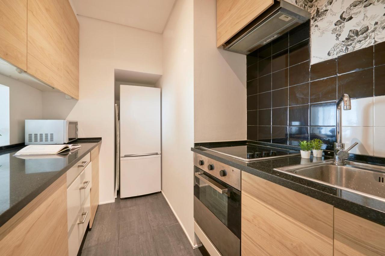 Sunny Apartment With Balcony! Lissabon Buitenkant foto