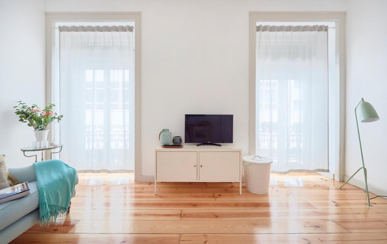 Sunny Apartment With Balcony! Lissabon Buitenkant foto